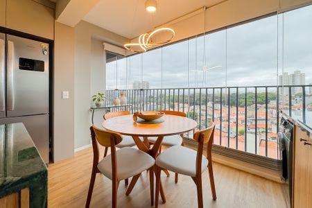 Apartamento à venda com 50m², 2 quartos e 1 vagaVaranda