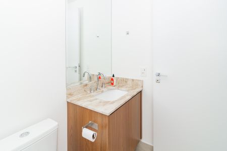 Studio à venda com 24m², 1 quarto e sem vaga Studio à venda com 24m², 1 quarto e sem vagaBanheiro Social