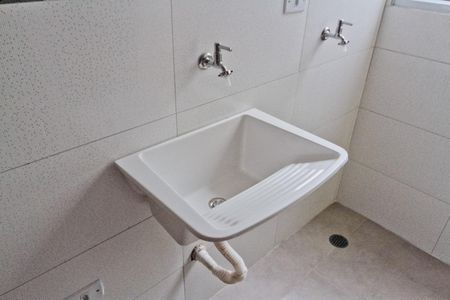 Apartamento para alugar com 40m², 2 quartos e sem vaga Apartamento para alugar com 40m², 2 quartos e sem vagaÁrea de Serviço
