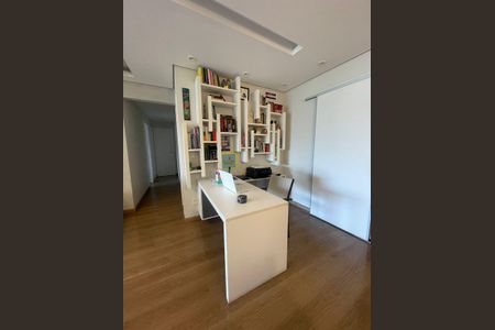 Apartamento à venda com 128m², 3 quartos e 2 vagasEscritório