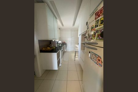 Cozinha de apartamento à venda com 3 quartos, 128m² em Vila Guarani, São Paulo