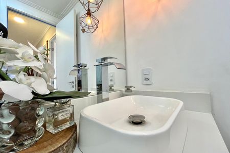 Banheiro de apartamento para alugar com 2 quartos, 40m² em Jardim Oriental, São Paulo