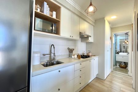 Cozinha de apartamento para alugar com 2 quartos, 40m² em Jardim Oriental, São Paulo