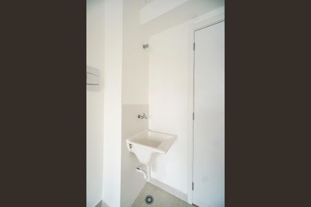 Apartamento à venda com 35m², 2 quartos e sem vaga Apartamento à venda com 35m², 2 quartos e sem vagaÁrea de serviço