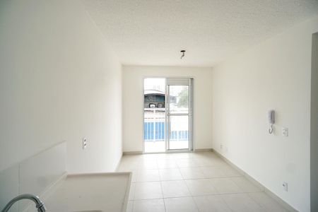 Apartamento à venda com 35m², 2 quartos e sem vaga Apartamento à venda com 35m², 2 quartos e sem vagaSala/Cozinha