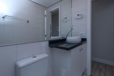 Apartamento à venda com 67m², 3 quartos e 1 vagaBanheiro Social