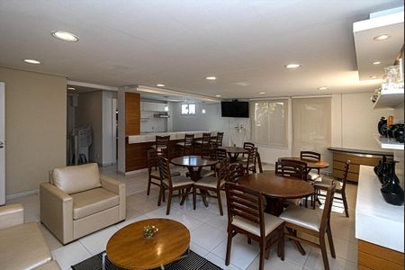 Apartamento à venda com 67m², 3 quartos e 1 vagaÁrea comum