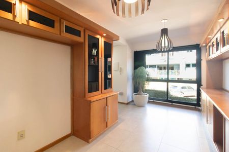 Cozinha de casa para alugar com 4 quartos, 293m² em Vila Conceição, Porto Alegre