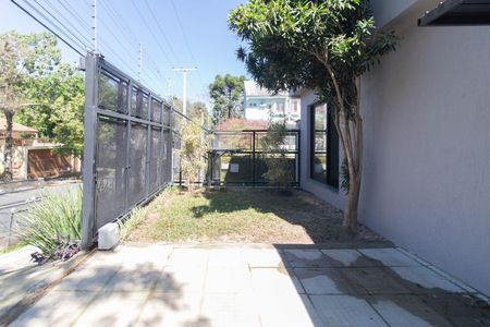 Quintal de casa para alugar com 4 quartos, 293m² em Vila Conceição, Porto Alegre