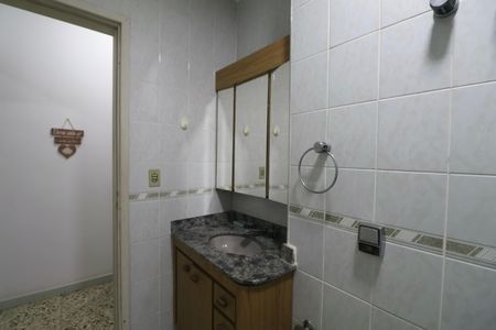 Apartamento para alugar com 110m², 3 quartos e 1 vaga Apartamento para alugar com 110m², 3 quartos e 1 vagaBanheiro Social