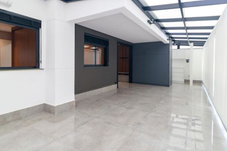 Apartamento à venda com 90m², 2 quartos e 2 vagas Apartamento à venda com 90m², 2 quartos e 2 vagasSala - Varanda