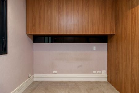 Apartamento à venda com 90m², 2 quartos e 2 vagas Apartamento à venda com 90m², 2 quartos e 2 vagasSuíte