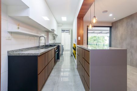 Apartamento à venda com 90m², 2 quartos e 2 vagas Apartamento à venda com 90m², 2 quartos e 2 vagasCozinha