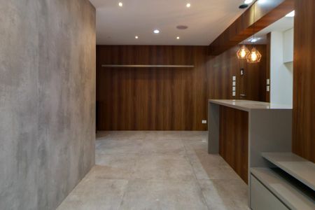 Apartamento à venda com 90m², 2 quartos e 2 vagas Apartamento à venda com 90m², 2 quartos e 2 vagasSala