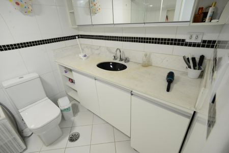 Apartamento à venda com 86m², 2 quartos e 1 vagaBanheiro