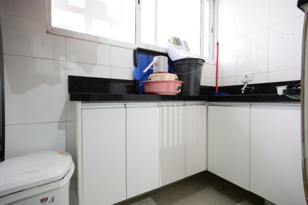 Apartamento à venda com 86m², 2 quartos e 1 vagaÁrea de Serviço