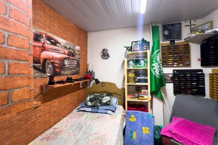 Casa à venda com 200m², 3 quartos e 2 vagasQuarto de serviço