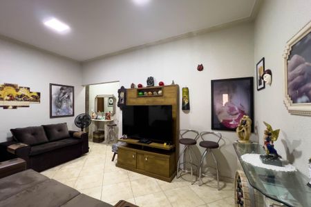 Sala de casa à venda com 3 quartos, 200m² em Cambuci, São Paulo