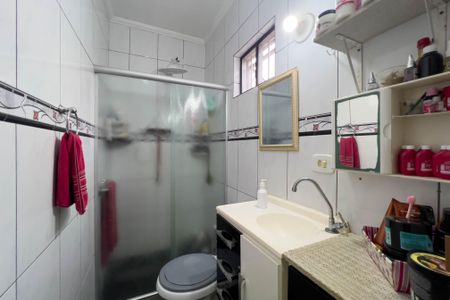Casa à venda com 200m², 3 quartos e 2 vagasBanheiro da Suíte 1