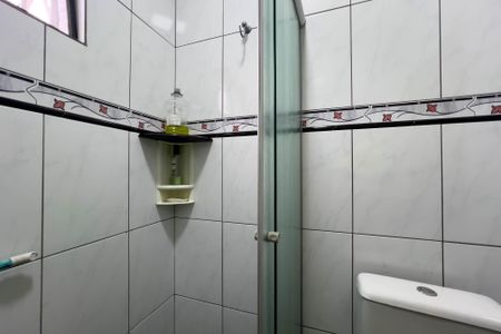 Casa à venda com 200m², 3 quartos e 2 vagasBanheiro