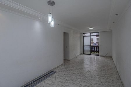 Apartamento à venda com 73m², 3 quartos e 1 vaga Apartamento à venda com 73m², 3 quartos e 1 vagaSala
