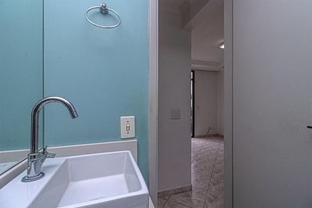Apartamento à venda com 73m², 3 quartos e 1 vaga Apartamento à venda com 73m², 3 quartos e 1 vagaBanheiro Social 1