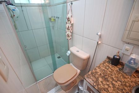 Casa à venda com 270m², 3 quartos e 2 vagasBanheiro da Suíte 1