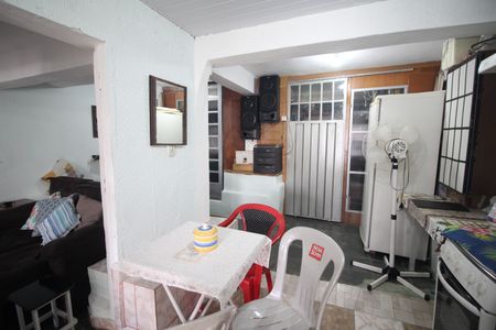 Casa à venda com 270m², 3 quartos e 2 vagasÁrea de Serviço