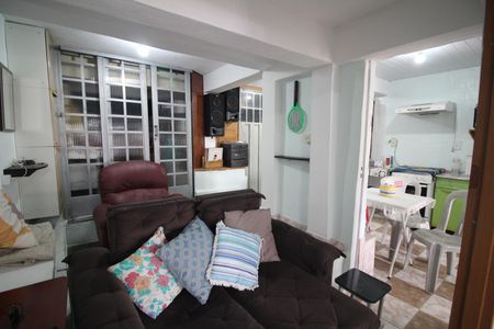 Casa à venda com 270m², 3 quartos e 2 vagasÁrea de Serviço