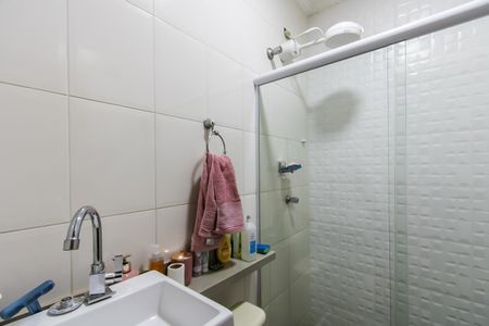 Casa à venda com 93m², 2 quartos e 2 vagas Casa à venda com 93m², 2 quartos e 2 vagasBanheiro da Suíte 1