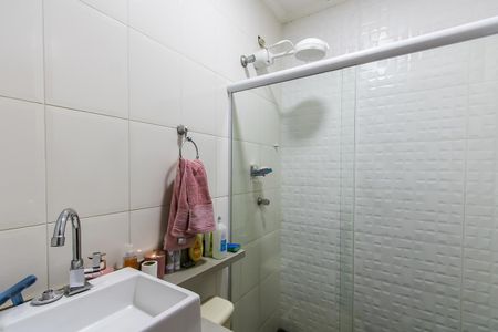 Casa à venda com 93m², 2 quartos e 2 vagas Casa à venda com 93m², 2 quartos e 2 vagasBanheiro da Suíte 1