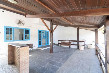 Casa de condomínio para alugar com 160m², 3 quartos e 1 vagaVaranda