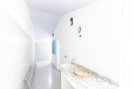 Casa de condomínio para alugar com 160m², 3 quartos e 1 vagaÁrea de Serviço