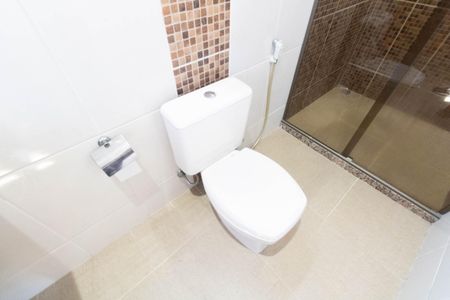 Casa de condomínio para alugar com 160m², 3 quartos e 1 vagaBanheiro da Suíte