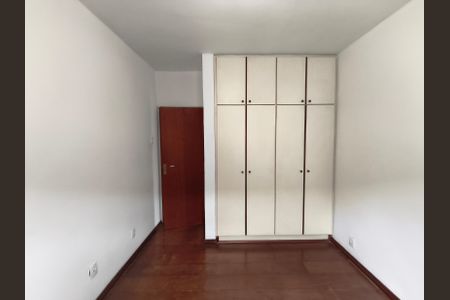 Casa à venda com 230m², 4 quartos e 4 vagasQuarto 1