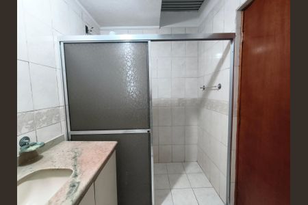 Casa à venda com 230m², 4 quartos e 4 vagasBanheiro da Suíte