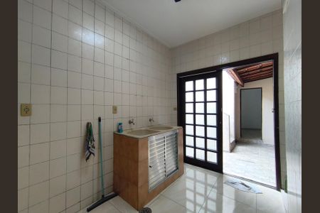 Casa à venda com 230m², 4 quartos e 4 vagasÁrea de Serviço