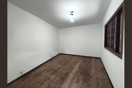 Casa à venda com 230m², 4 quartos e 4 vagasEdícula 