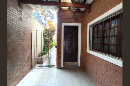 Casa à venda com 230m², 4 quartos e 4 vagasEntrada