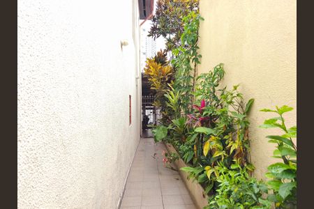 Casa à venda com 230m², 4 quartos e 4 vagasCorredor