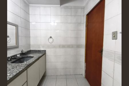 Casa à venda com 230m², 4 quartos e 4 vagasBanheiro