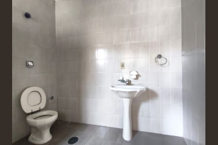 Casa à venda com 230m², 4 quartos e 4 vagasEdícula 