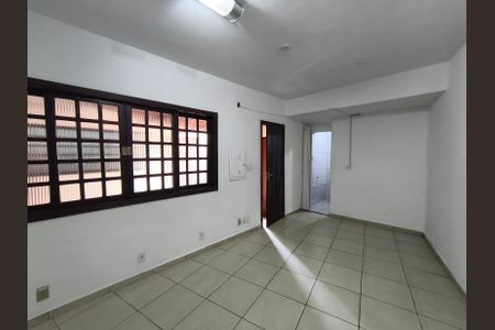 Casa à venda com 230m², 4 quartos e 4 vagasEdícula 