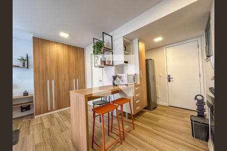Studio à venda com 32m², 1 quarto e sem vaga