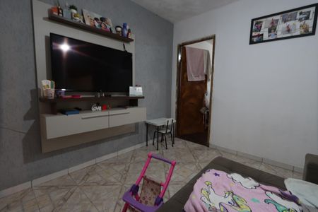 Casa à venda com 139m², 5 quartos e 2 vagasSala - Casa 2