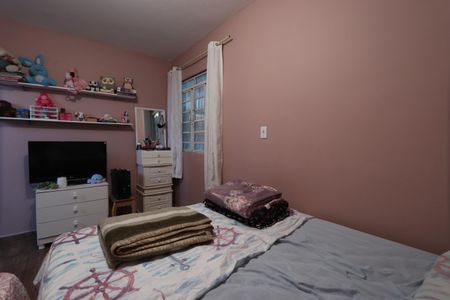 Casa à venda com 139m², 5 quartos e 2 vagasQuarto 1 - Casa 2