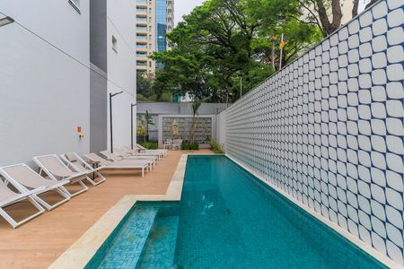 Apartamento para alugar com 27m², 1 quarto e sem vaga Apartamento para alugar com 27m², 1 quarto e sem vagaÁrea comum - Piscina