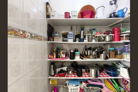 Apartamento para alugar com 120m², 3 quartos e 1 vaga Apartamento para alugar com 120m², 3 quartos e 1 vagaDespensa