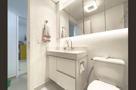 Apartamento para alugar com 120m², 3 quartos e 1 vaga Apartamento para alugar com 120m², 3 quartos e 1 vagaBanheiro Social