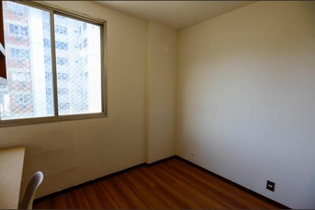 Apartamento à venda com 76m², 2 quartos e 1 vagaQuarto